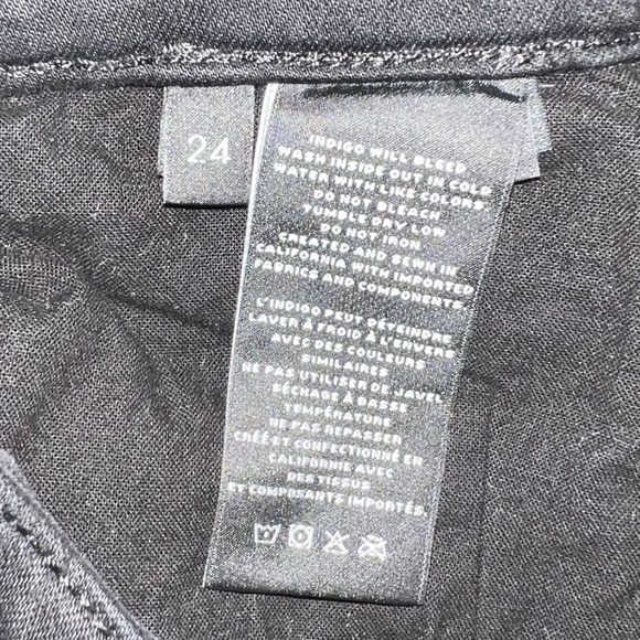 J Brand Selena Mid Rise Crop Black Bastille Size 24 - Picture 6 of 10